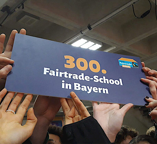 Fairtrade-Stadt Puchheim freut sich über zweite Puchheimer Fairtrade-School – Glückwunsch an das Puchheimer Gymnasium